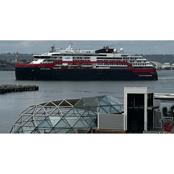 LIKE THIS LISTING100-199 Live with TheeBadBetty! - Picture 2 of 2